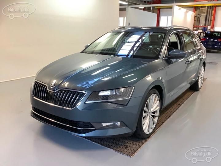 SKODA SUPERB 2019 tmblj7np3k7025283