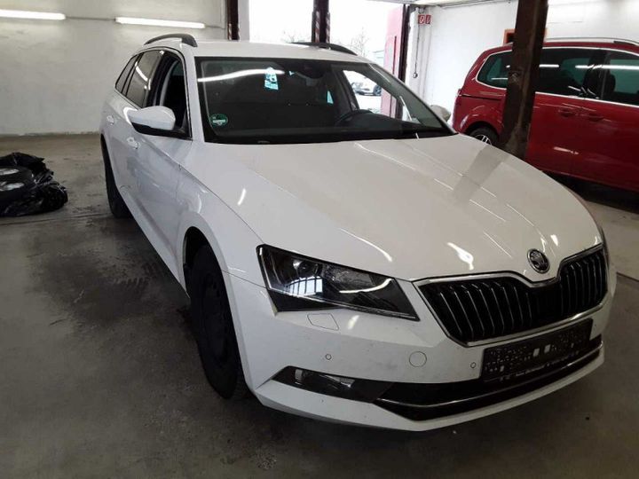 SKODA SUPERB 2019 tmblj7np5k7047379