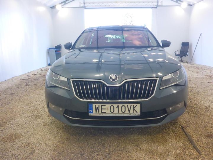 SKODA SUPERB 2019 tmblj7npxk7043893