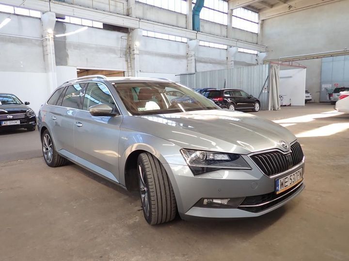 SKODA SUPERB 2017 tmblj9np0j7505923