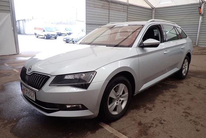 SKODA SUPERB 2017 tmblj9np4j7504533