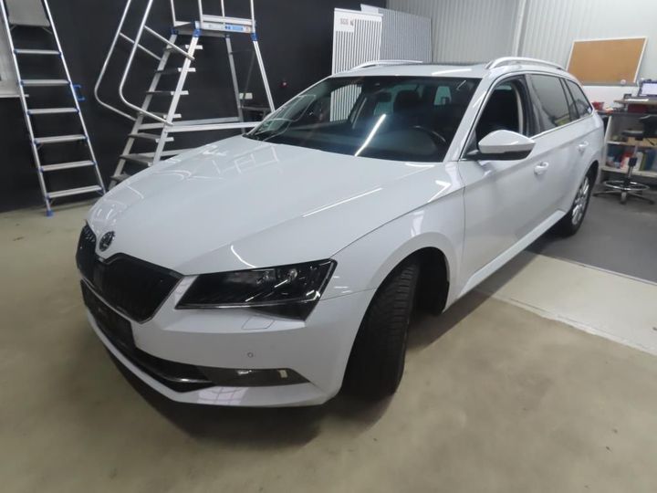 SKODA SUPERB 2018 tmblj9np5k7024390