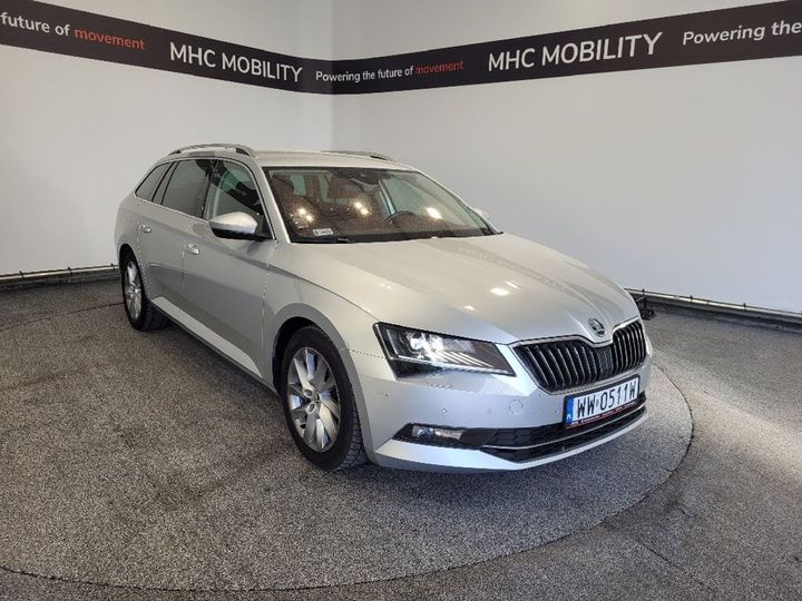 SKODA SUPERB 2019 tmblj9np6k7027914