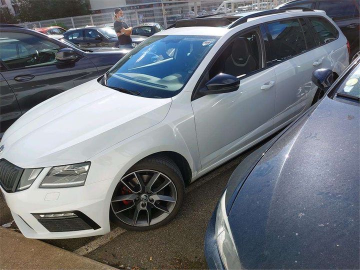 SKODA OCTAVIA 2017 tmblk9ne0j0126604