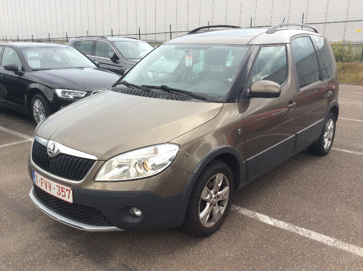 SKODA ROOMSTER 2016 tmbnh25j2f5025117