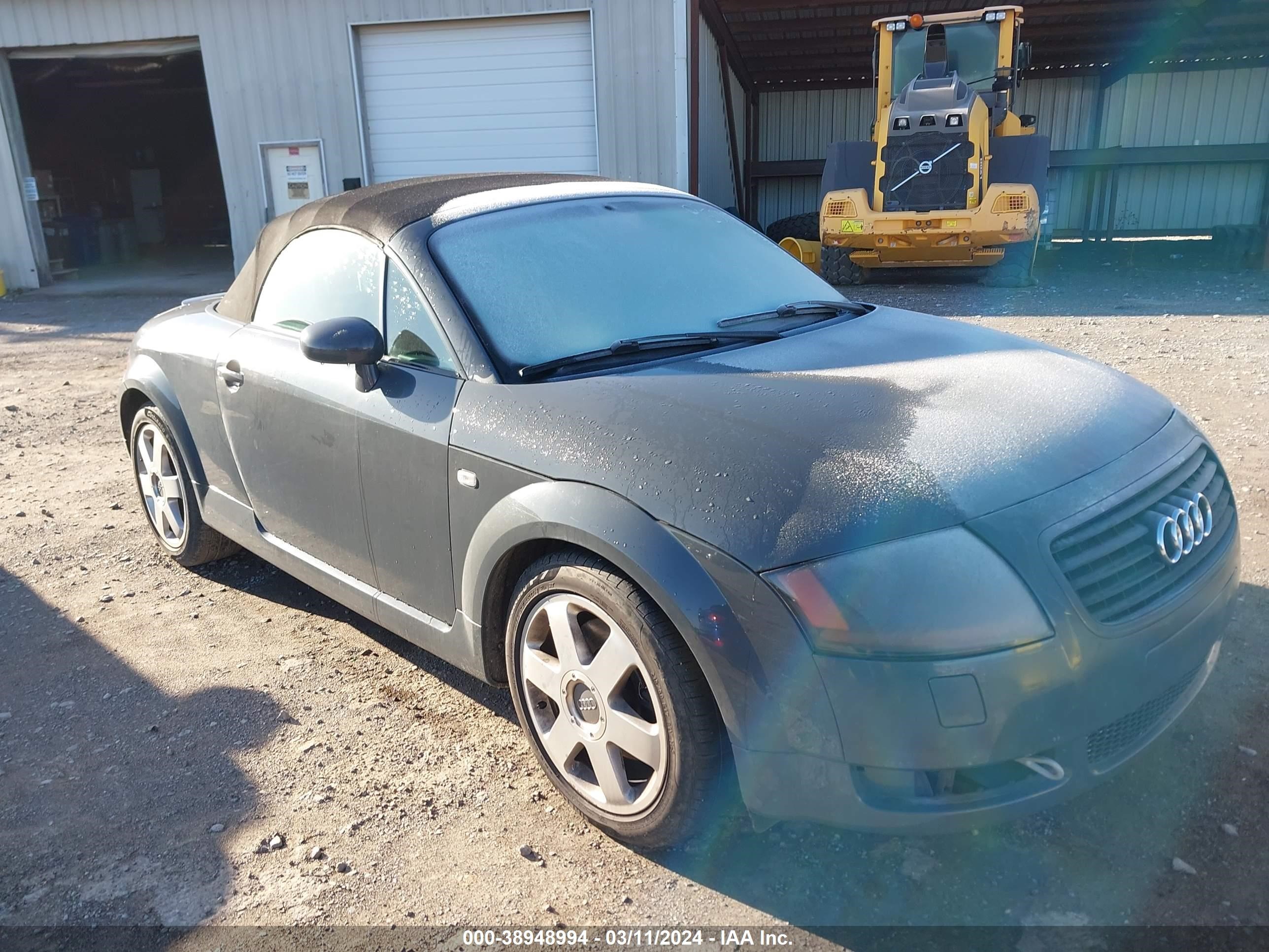 AUDI TT 2002 trutc28n121011222