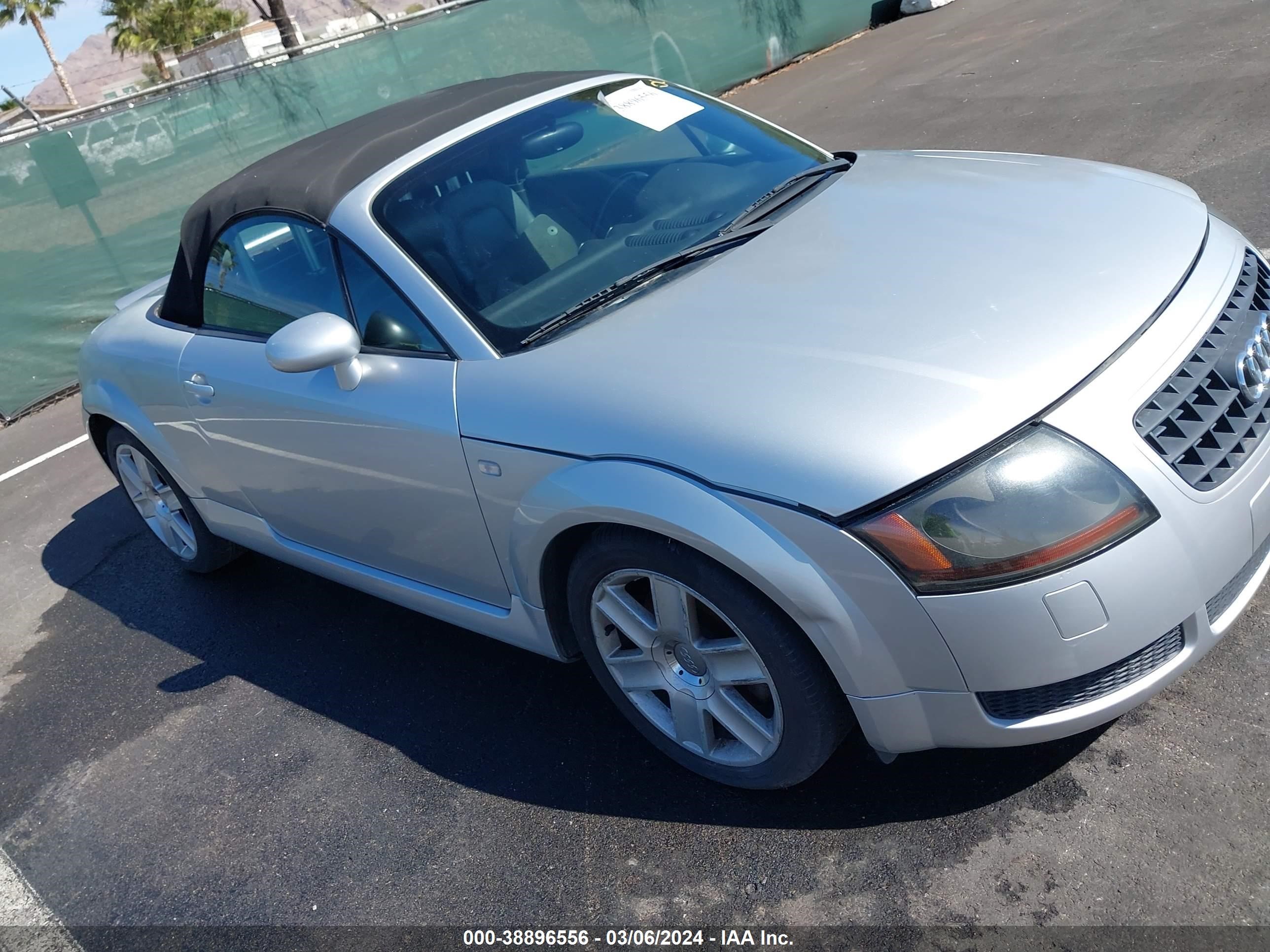 AUDI TT 2003 trutc28n331017928