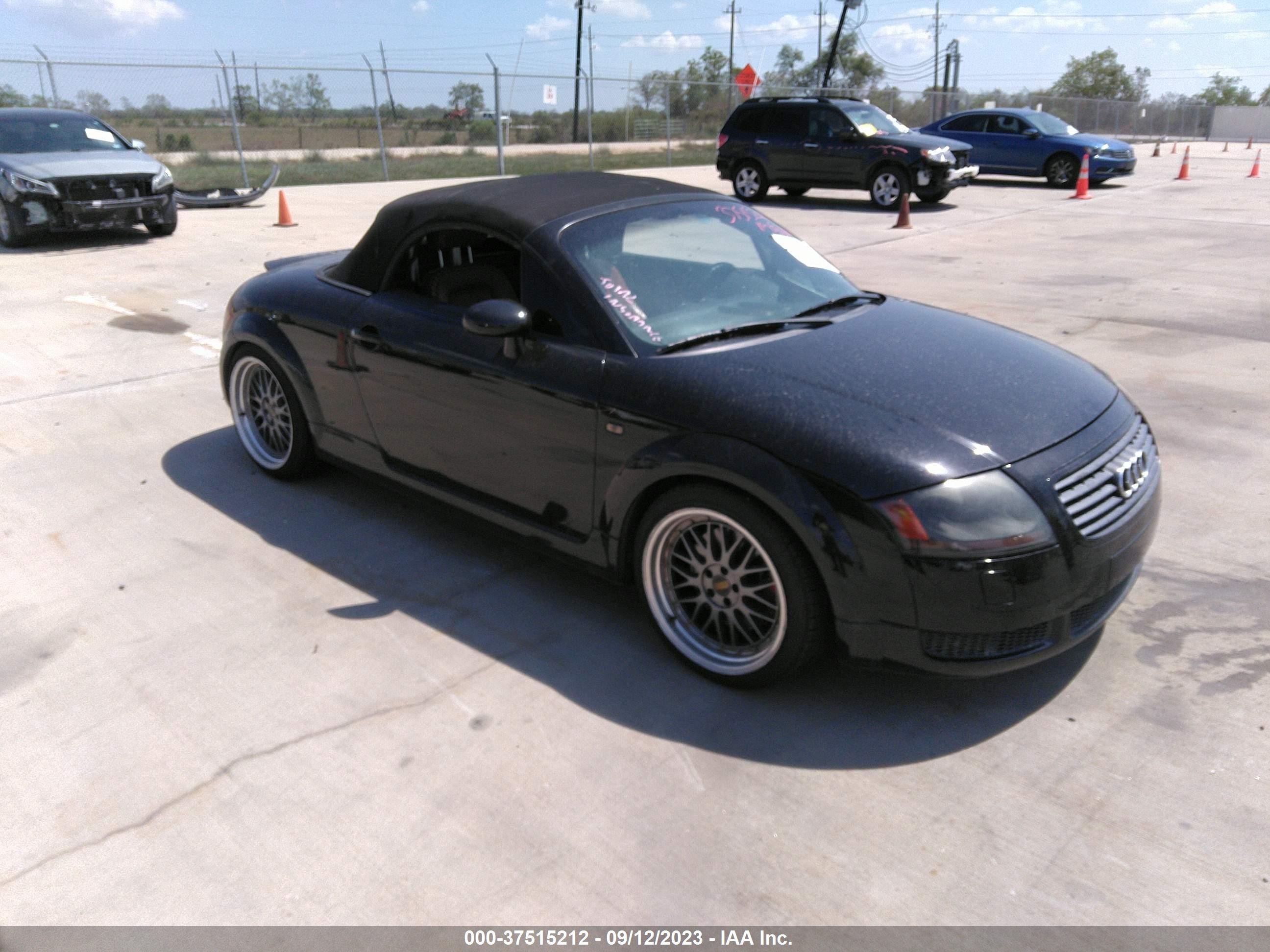 AUDI TT 2002 trutc28n421028015