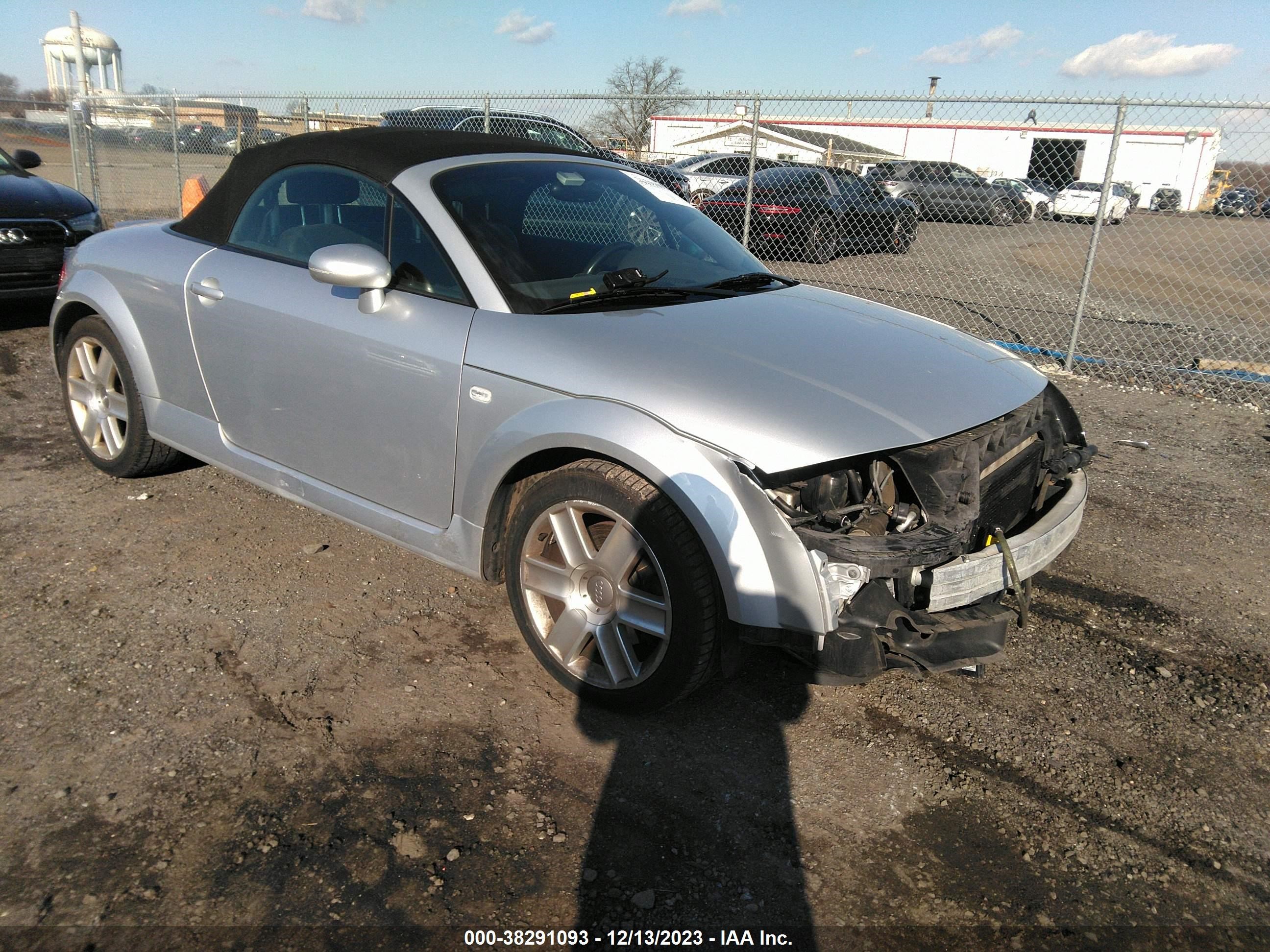 AUDI TT 2003 trutc28n831018671