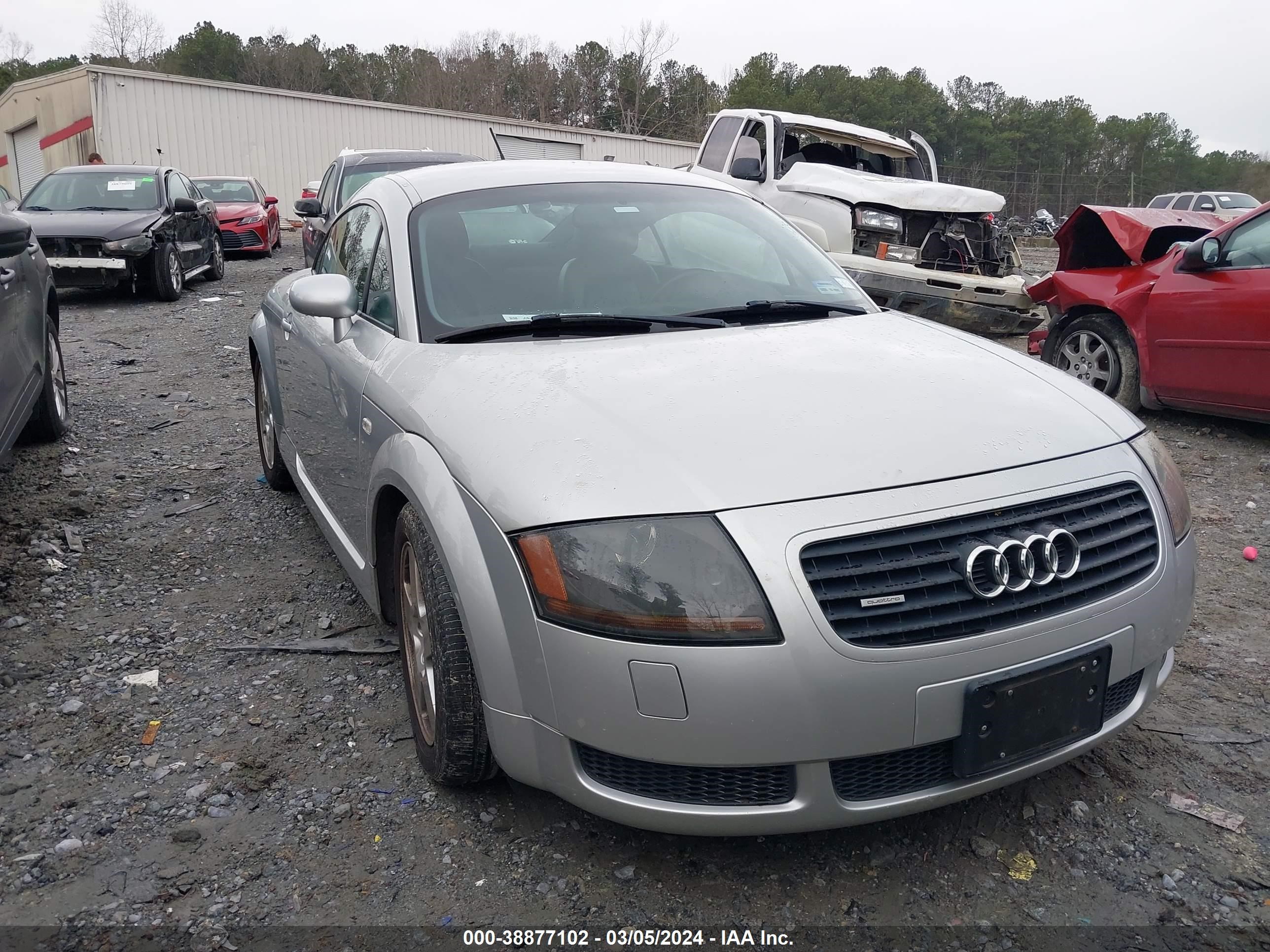 AUDI TT 2000 truuc28n2y1075671