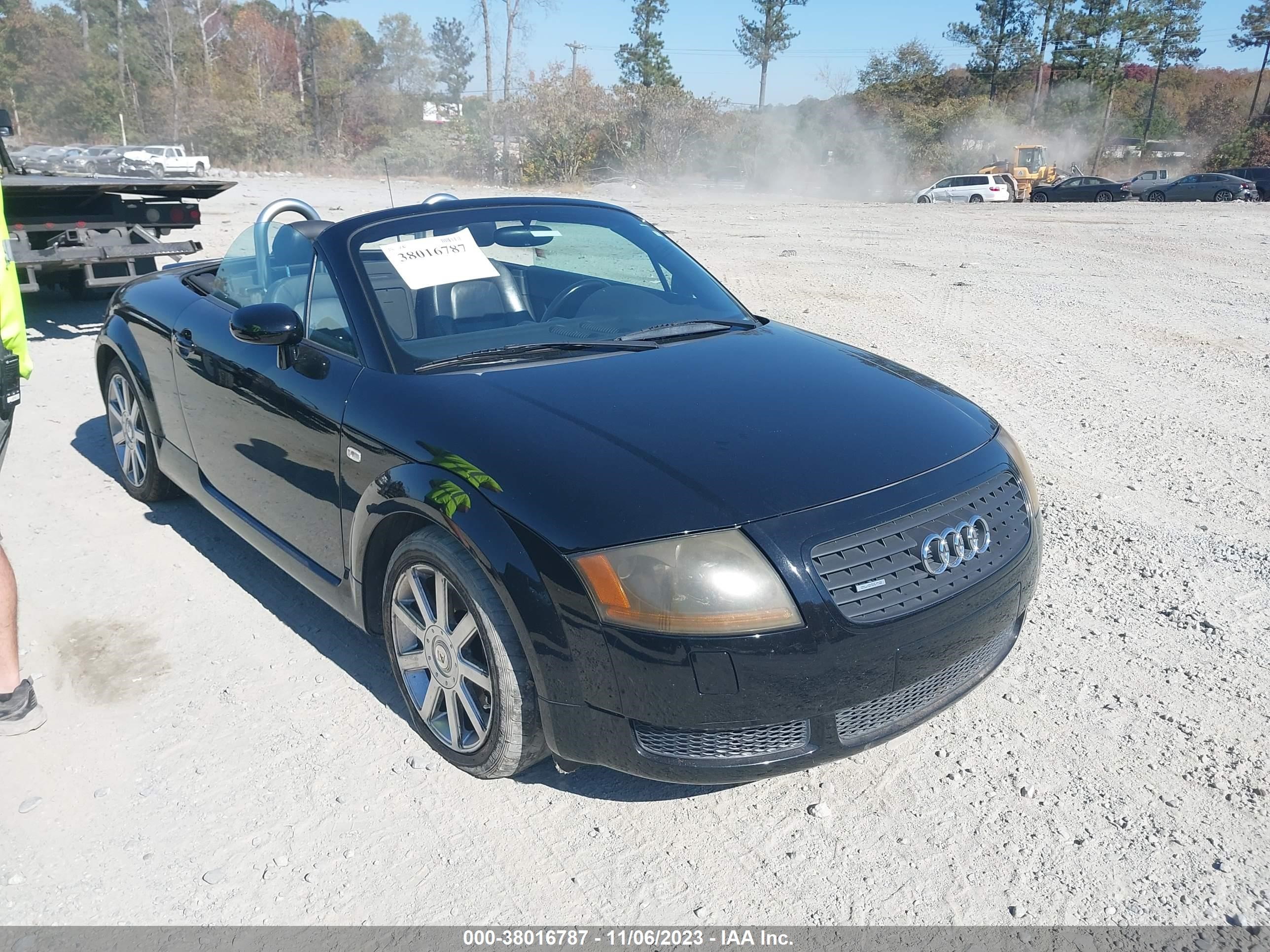 AUDI TT 2001 truut28n211031434