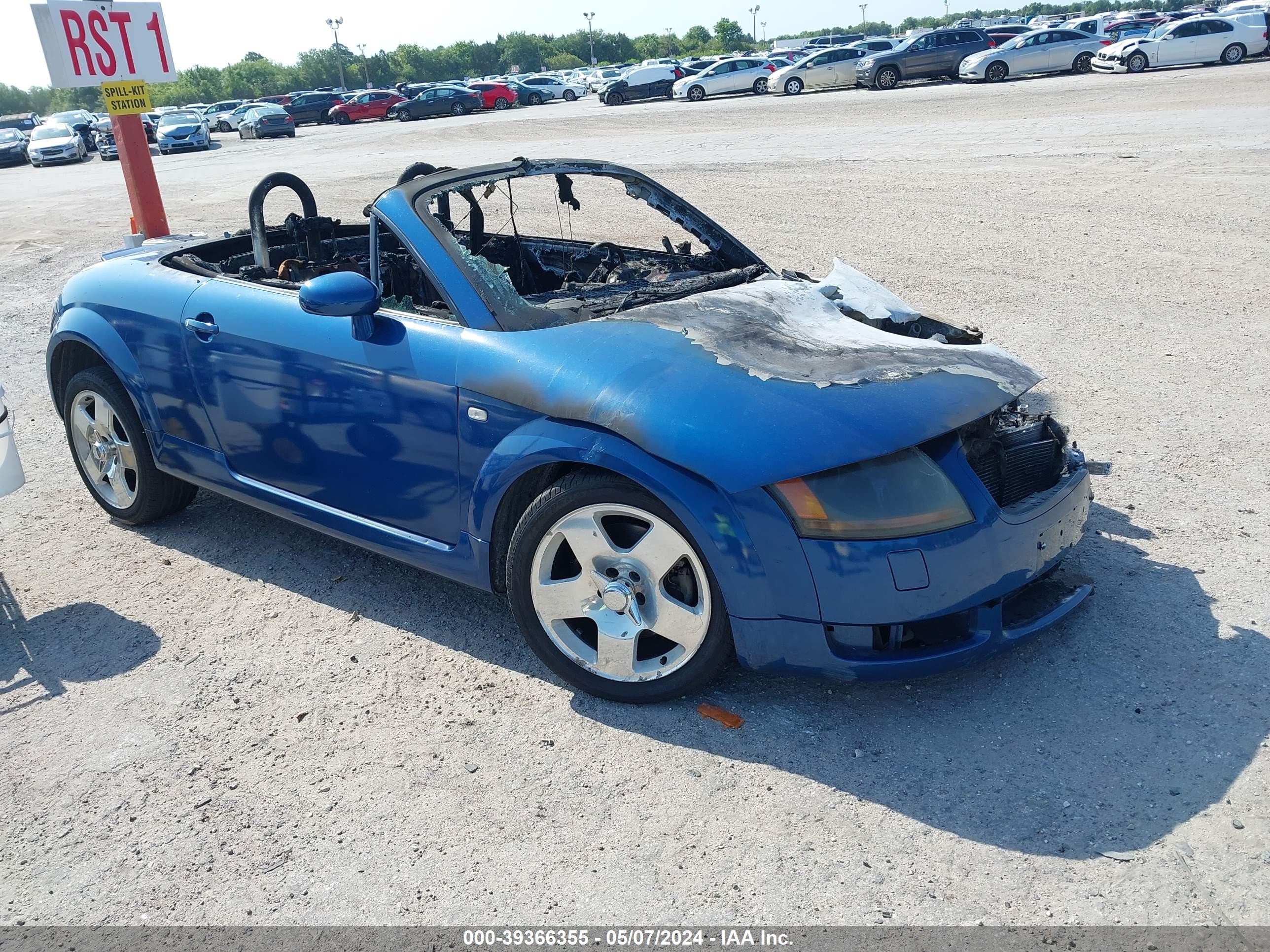 AUDI TT 2001 truut28n411033900