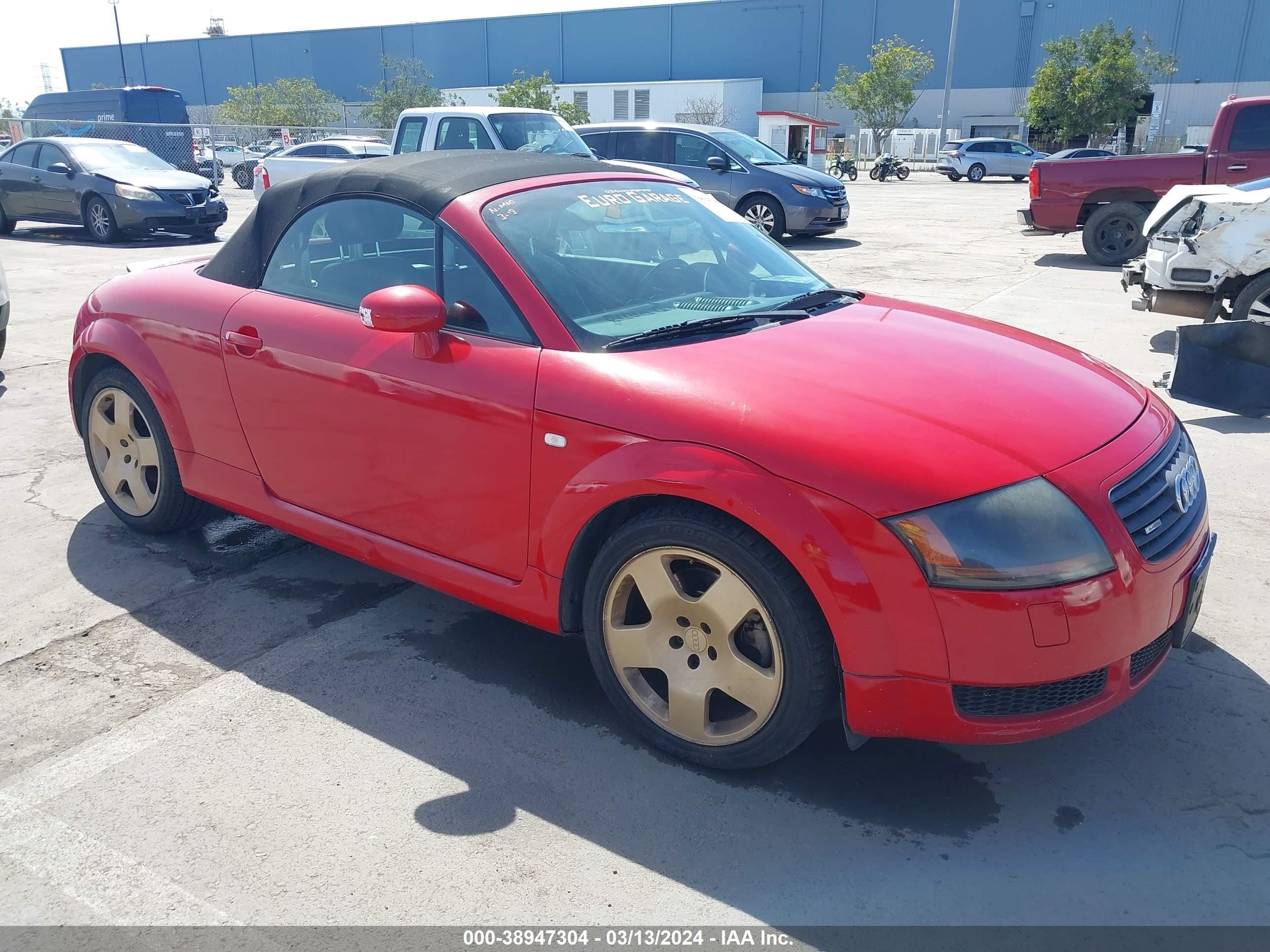 AUDI TT 2001 truut28n511031833