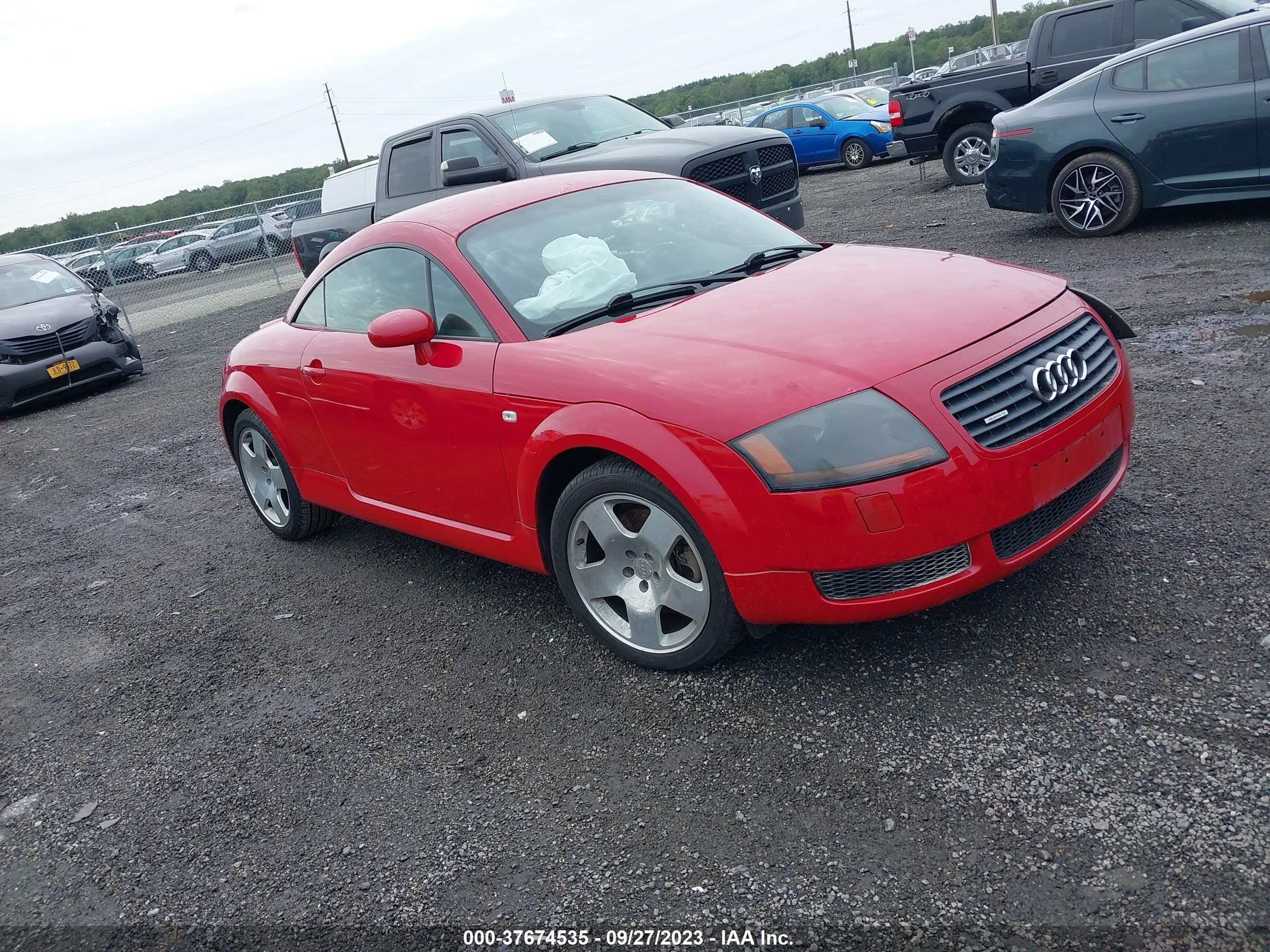 AUDI TT 2001 truwt28n111025097