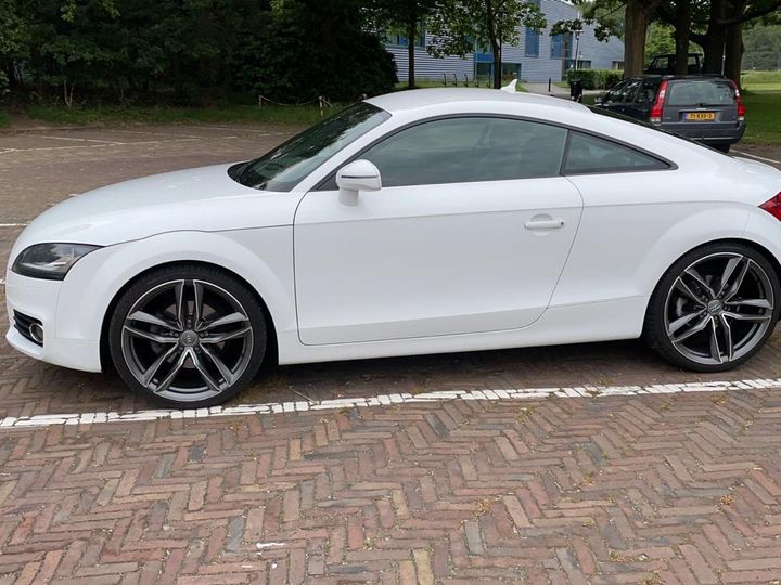 AUDI TT 2011 truzzz8j0b1017124