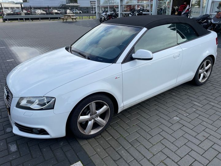 AUDI A3 CABRIOLET 2011 truzzz8p4b1010150