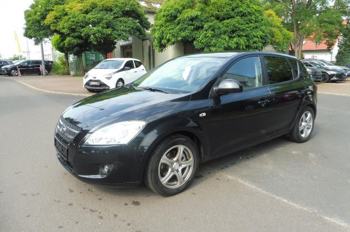 KIA CEED HATCHBACK 2007 u5yff24337l026427