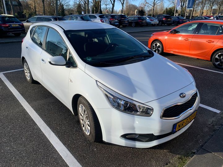 KIA CEE&#39D 2013 u5yhm511adl072361