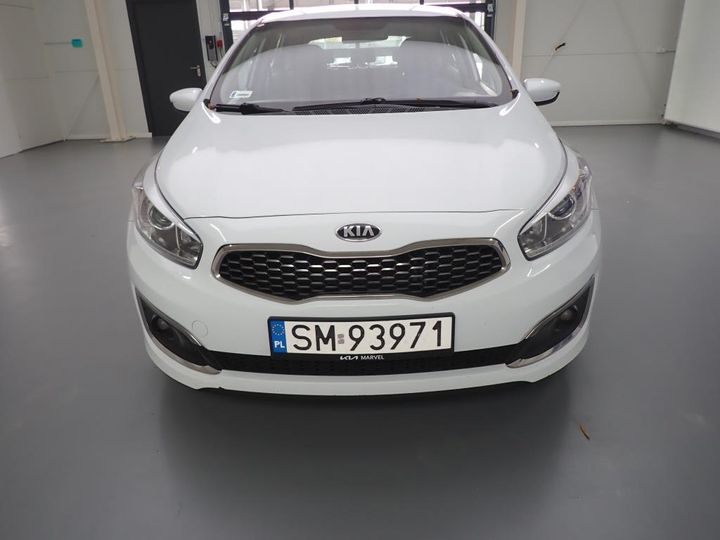 KIA CEE&#39D 2018 u5yhm516ajl340320