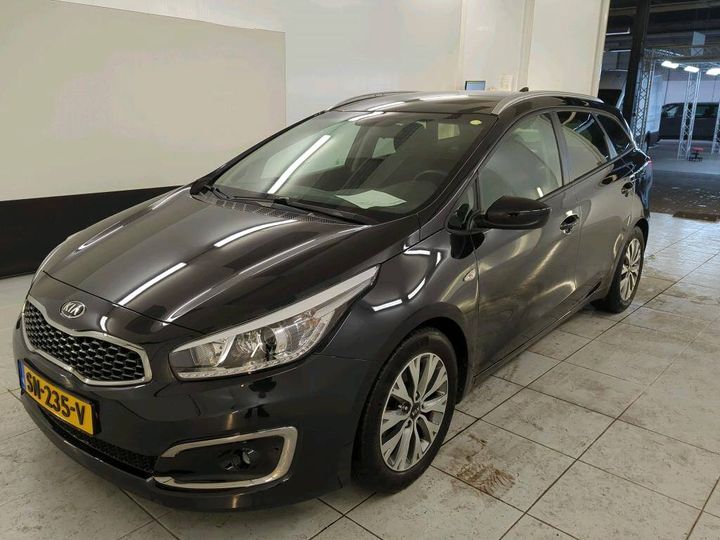 KIA CEE D SPORTSWAGON 2018 u5yhm81aajl254257