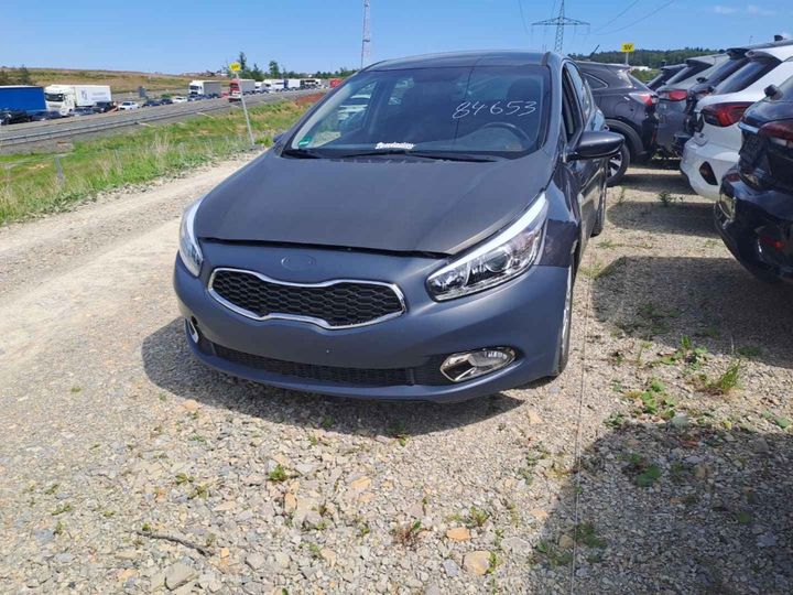 KIA CEED 2014 u5yhn511ael084653