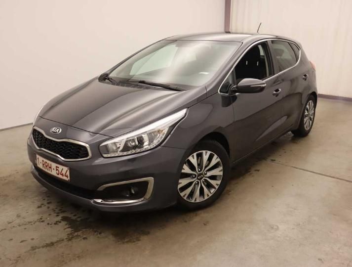 KIA CEE&#39D FL&#3915 2017 u5yhn516agl281067