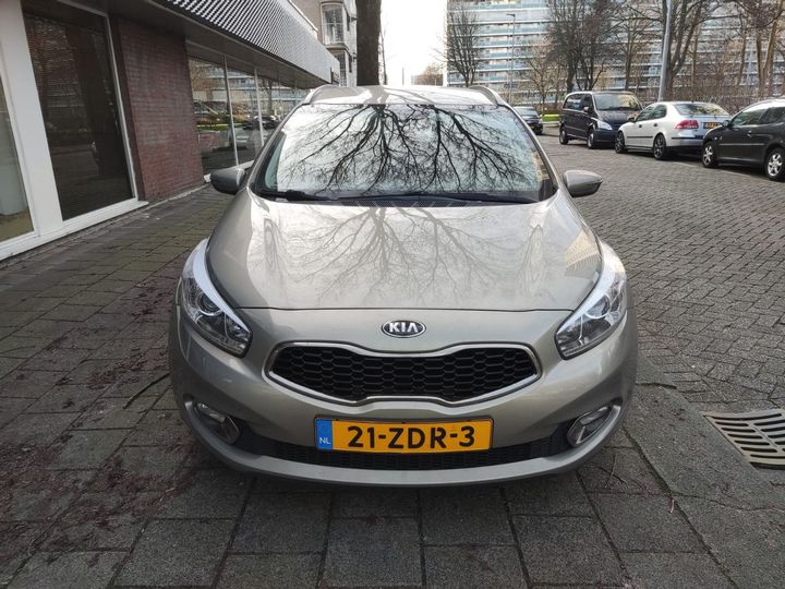 KIA CEE&#39D SPORTSWAGON 2012 u5yhn813adl008356