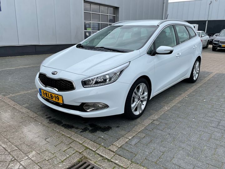 KIA CEE&#39D SPORTSWAGON 2013 u5yhn813adl009269