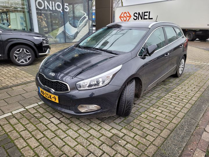 KIA CEE&#39D SPORTSWAGON 2013 u5yhn813adl021911