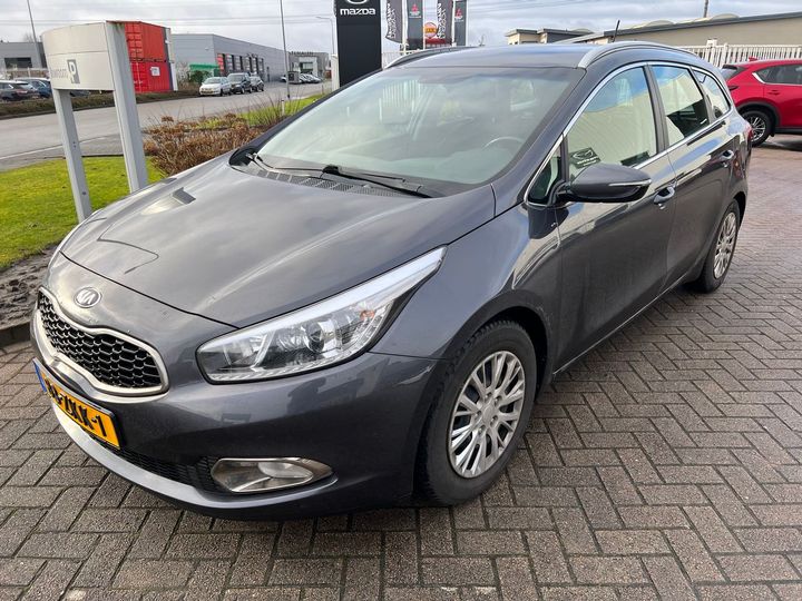 KIA CEE&#39D SPORTSWAGON 2013 u5yhn813adl024195