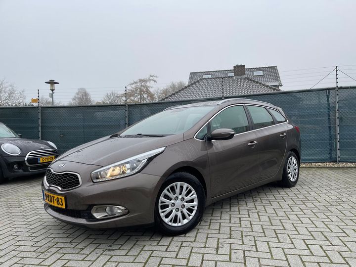 KIA CEE&#39D SPORTSWAGON 2014 u5yhn813adl034906