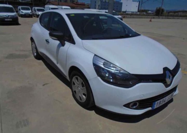 RENAULT CLIO 2015 vf15r040h53174233