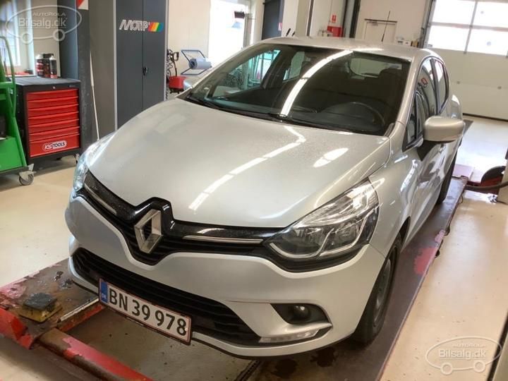 RENAULT CLIO HATCHBACK 2017 vf15r0j0a58032055