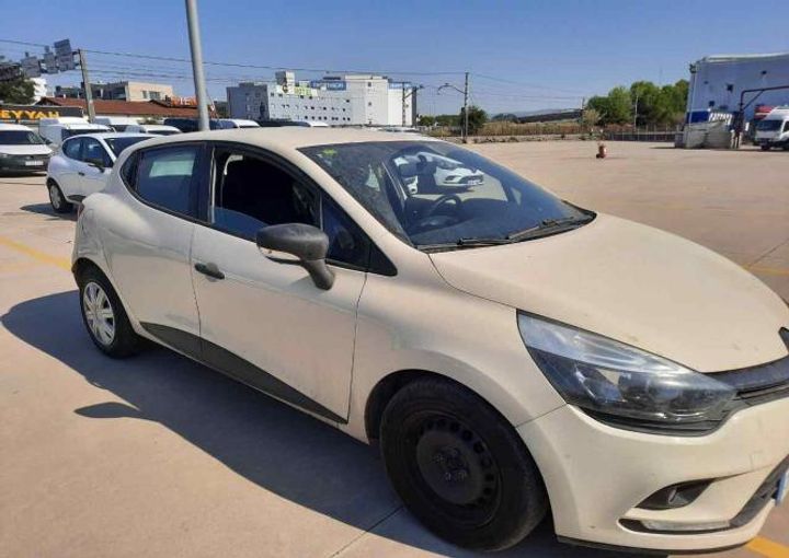 RENAULT CLIO 2017 vf15rbf0a57817815