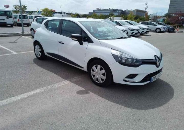 RENAULT CLIO 2017 vf15rbf0a58015509