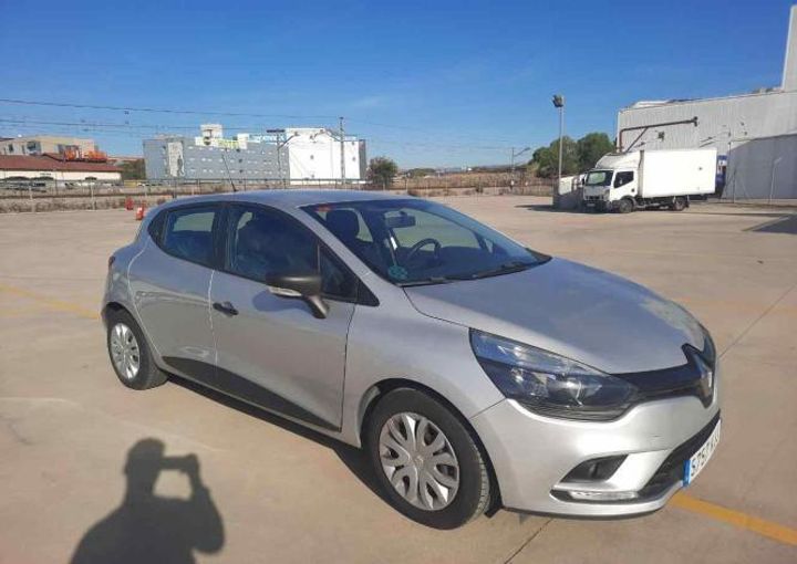 RENAULT CLIO 2018 vf15rbf0a58300131