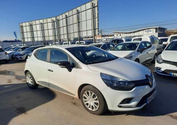 RENAULT CLIO 2018 vf15rbf0a60333822