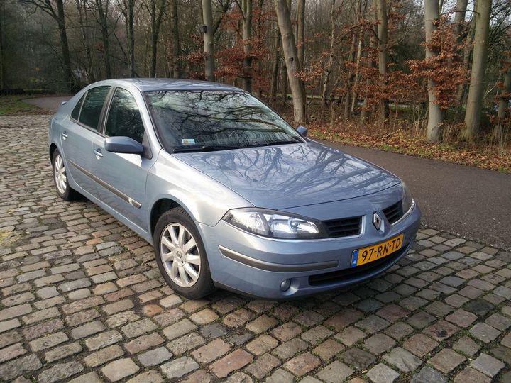 RENAULT LAGUNA 2005 vf1bg4hbe34158160