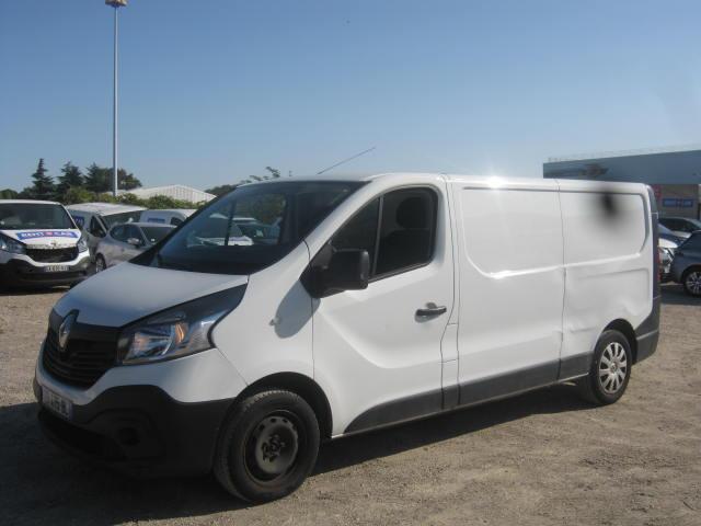 RENAULT TRAFIC 2017 vf1fl000658828630