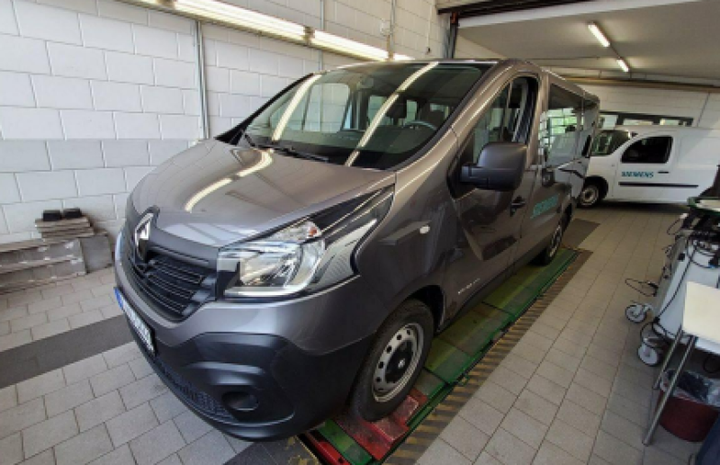 RENAULT TRAFIC 2017 vf1jl000358216928