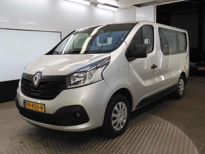 RENAULT TRAFIC PASSENGER 2017 vf1jl000x58338797