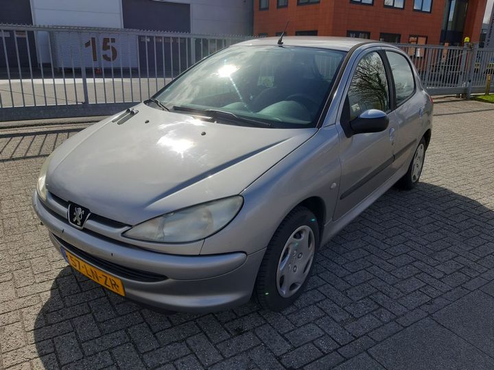 PEUGEOT 206 2003 vf32akfwa43045319