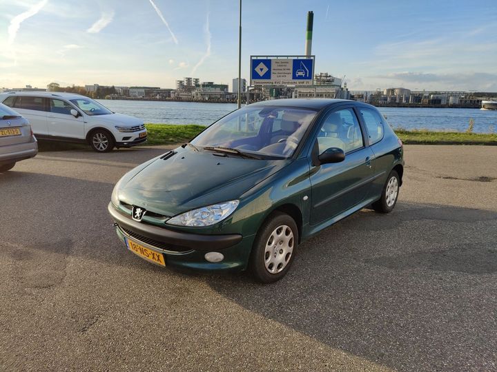 PEUGEOT 206 2004 vf32ckfuf43765946