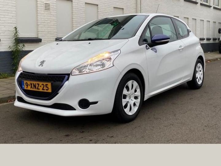 PEUGEOT 208 2014 vf3cazmz0et104713