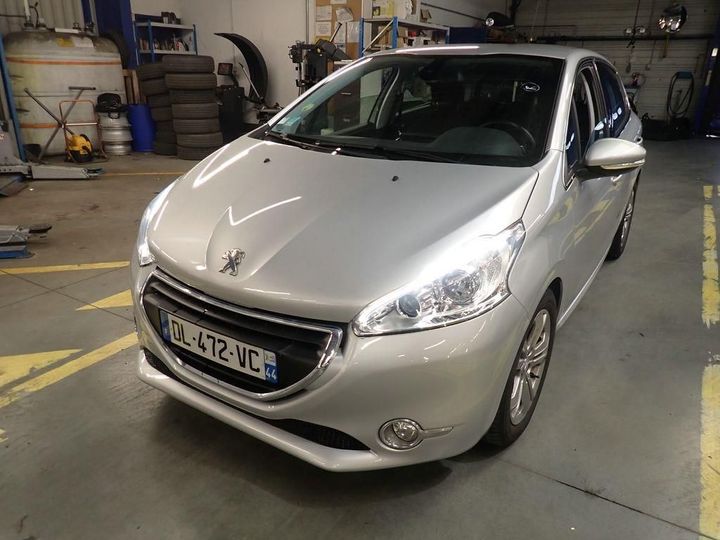 PEUGEOT 208 2014 vf3cc9hp8et172346