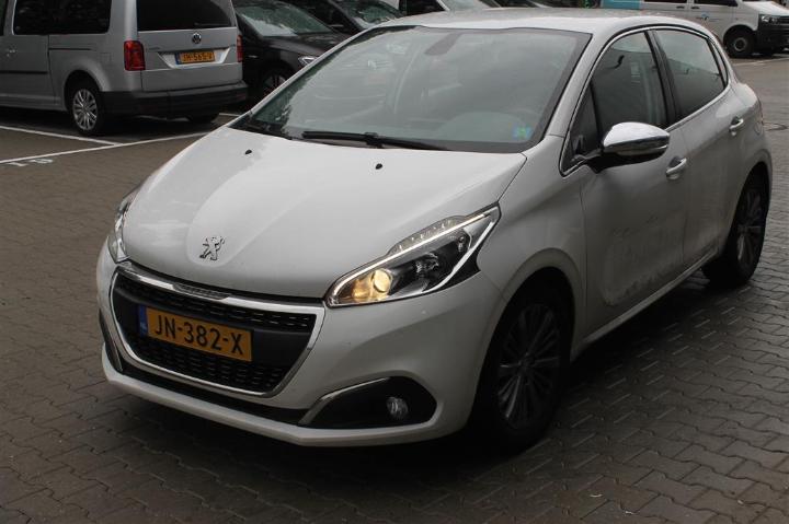 PEUGEOT 208 2016 vf3ccbhy6gt107401