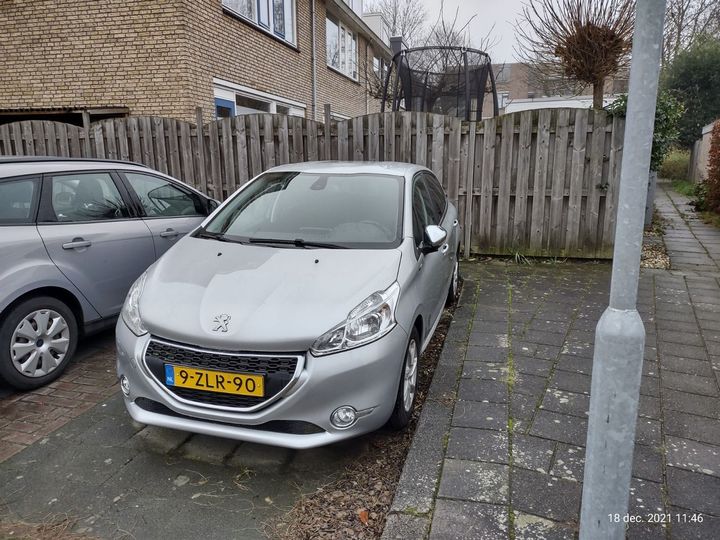 PEUGEOT 208 2015 vf3cchmz6ft008107