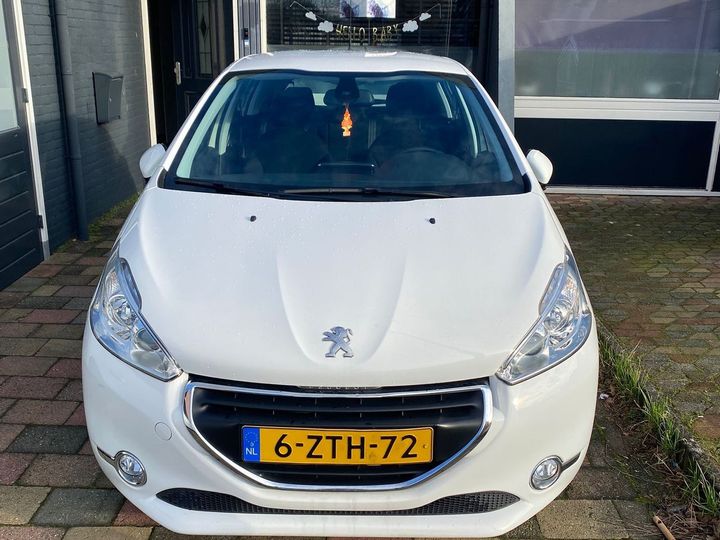 PEUGEOT 208 2015 vf3cchmz6ft048781