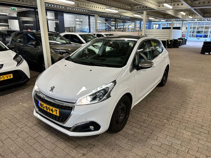 PEUGEOT 208 2016 vf3cchmz6gt016860