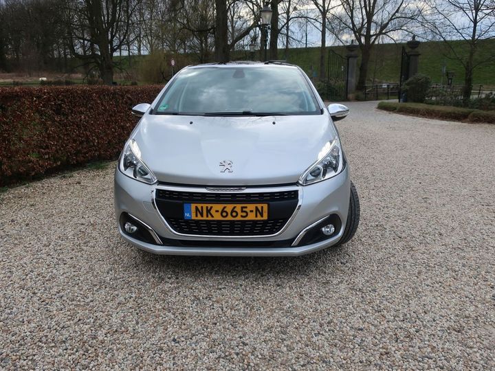 PEUGEOT 208 2017 vf3cchnz6gt111730